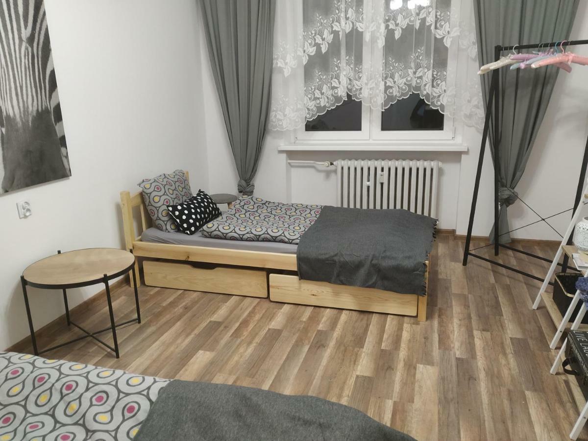 Klimatyczny Apartament Katowice Bagian luar foto